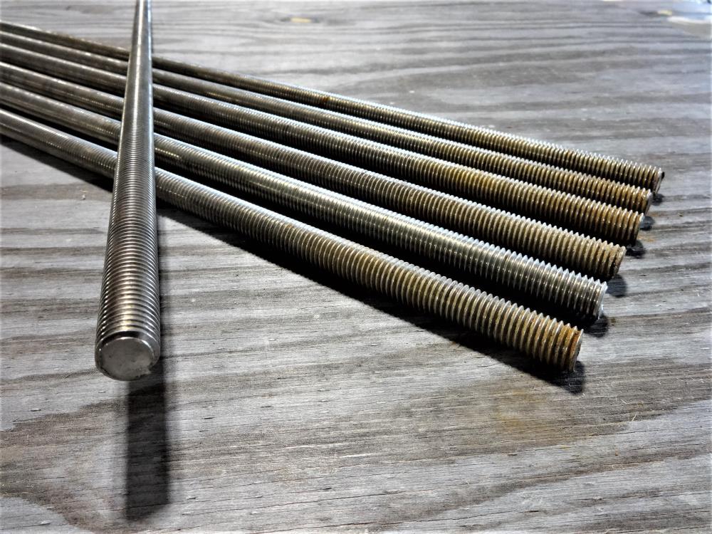 FULLY THREADED RODS 5/8-11 in x 3ft GRADE 304 STAINLESS STEEL - 30 PC BUNDLES
